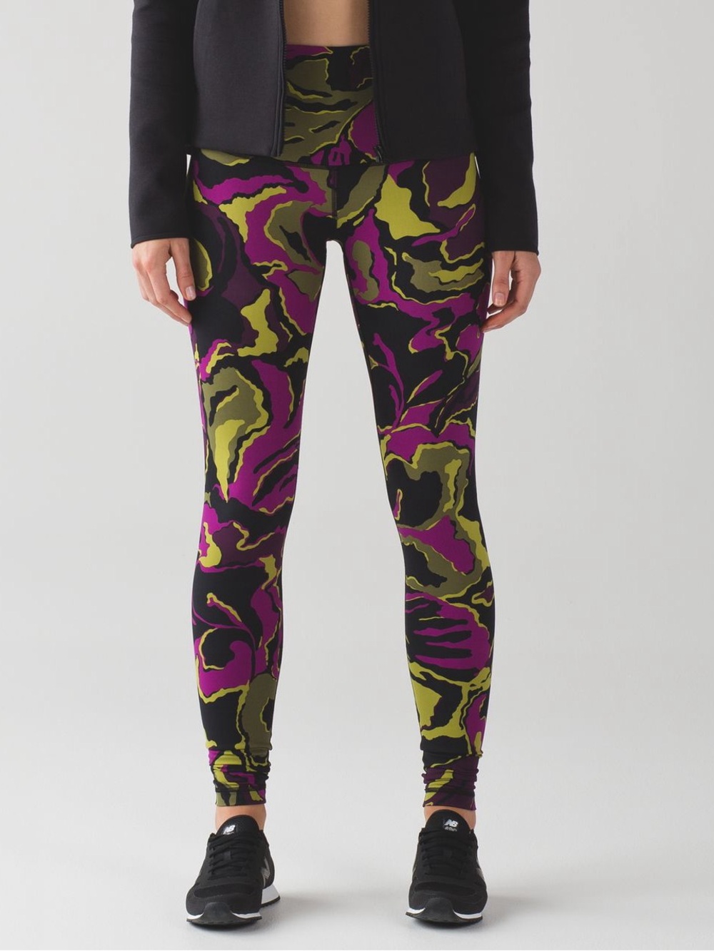 NWT Lululemon Wunder Under Pant (Hi-Rise)
Boom Bloom Chartreuse Green Aurora
